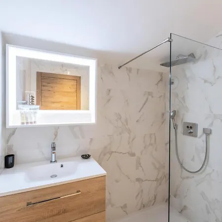 Apartment Chalet De L'ourse - 4 Pieces Pour 6 Personnes 294 Courchevel